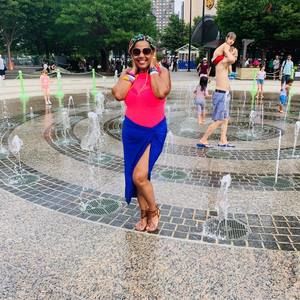 Meet your Posher, Tecla